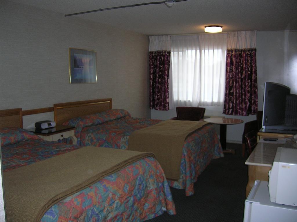Val-U Inn Winnemucca Pokój zdjęcie